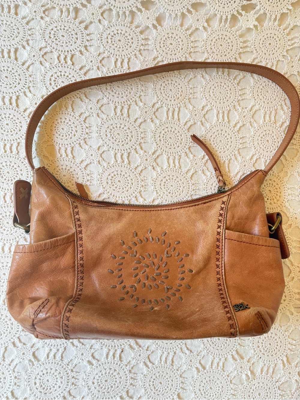 Women's Tan Leather Shoulder Bag with Decorative Cutwork USED